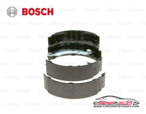 Achat de BOSCH 0 986 487 556 Jeu de mâchoires de frein pas chères