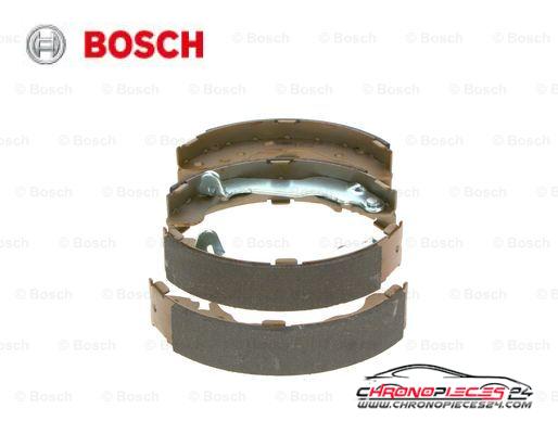 Achat de BOSCH 0 986 487 673 Jeu de mâchoires de frein pas chères