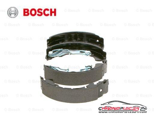 Achat de BOSCH 0 986 487 702 Jeu de mâchoires de frein pas chères